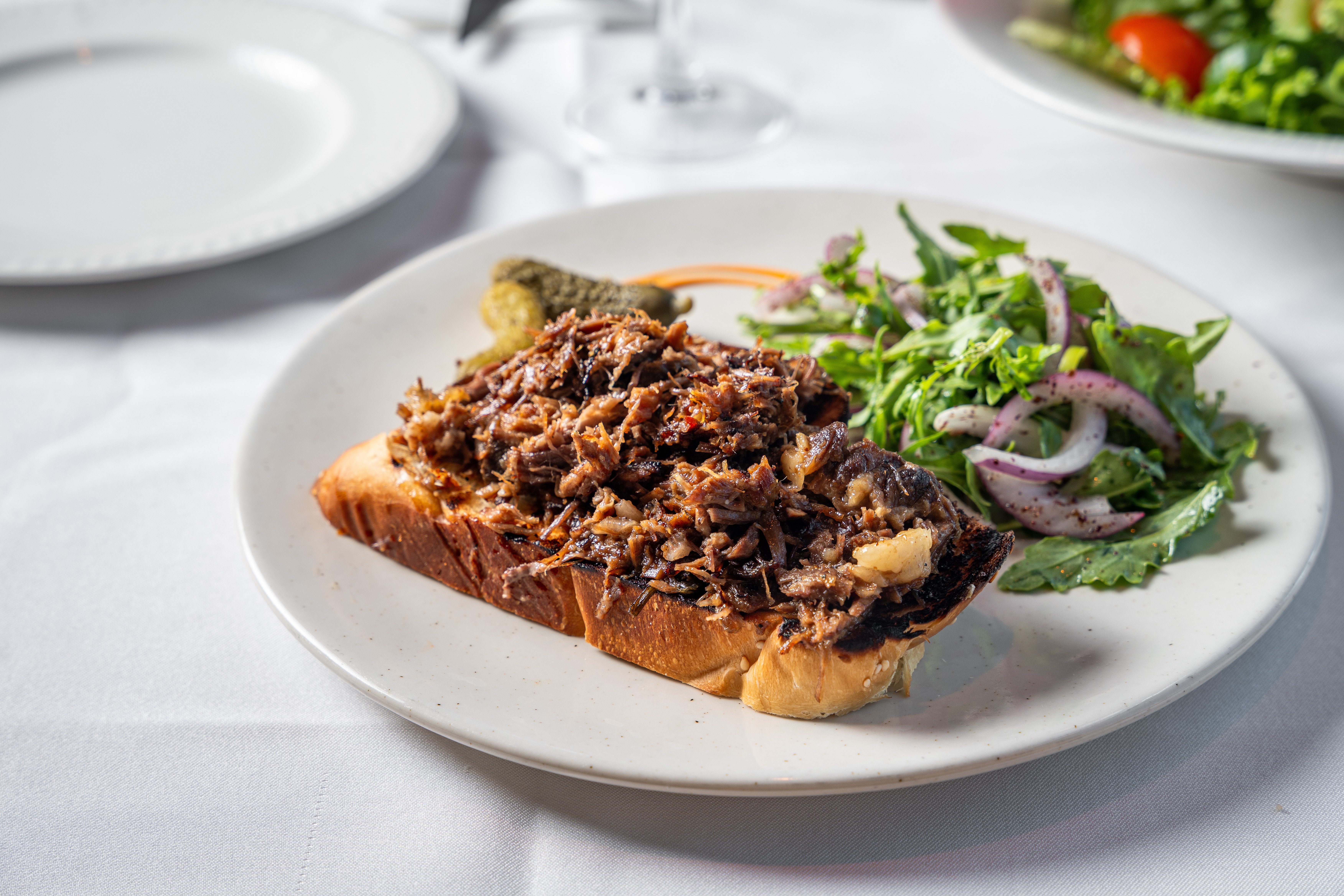 תמונה של מסעדת הצל-בנים - 1