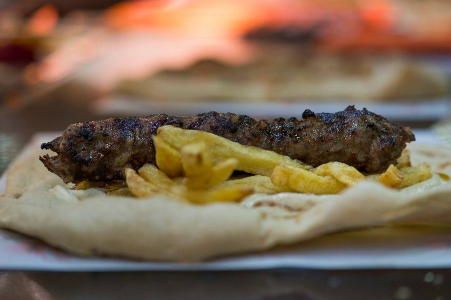 תמונה שצולמה במסעדת שמש - 2 קבב וציפס