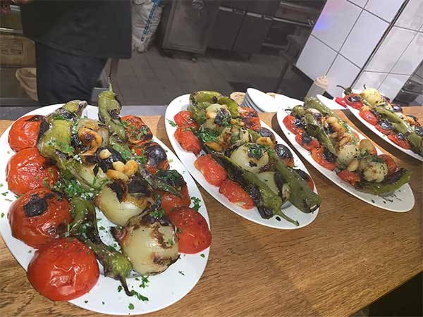 תמונה שצולמה בשישליק הפתיליה אירועים - 1 תמונה של שישליק הפתיליה אירועים - 1