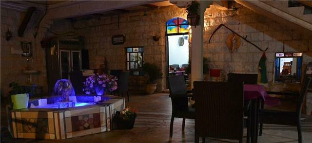 אל יאסמין במג'דל שמס