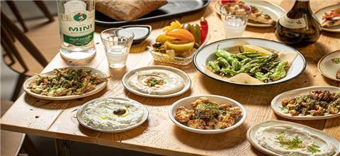 אוזריה  - מסעדה ים תיכונית בתל אביב
