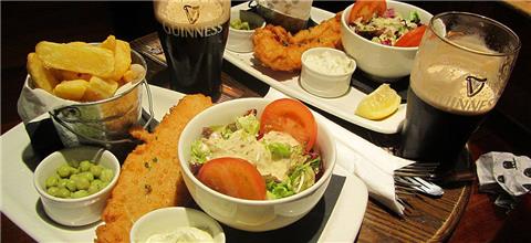 ליאו בלומס - פאב-בר בתל אביב