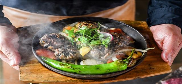 קולוני גריל אטליז ומסעדת קצבים בחיפה