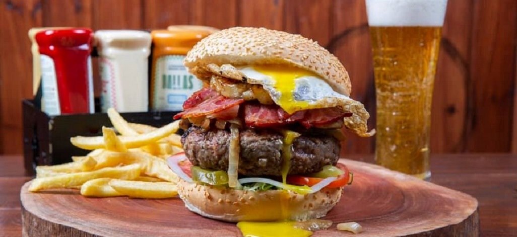 בורגר סאלון Burger Saloon יהוד תמונת רקע בורגר סאלון Burger Saloon יהוד