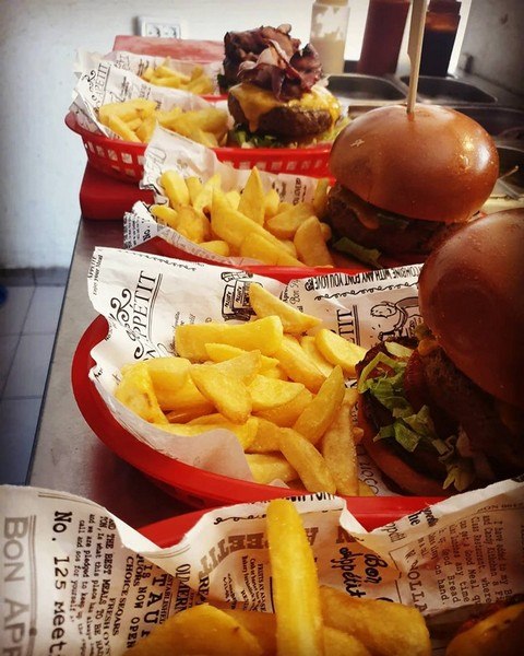 תמונה שצולמה בOak Burgers - 3 תמונה של Oak Burgers - 3