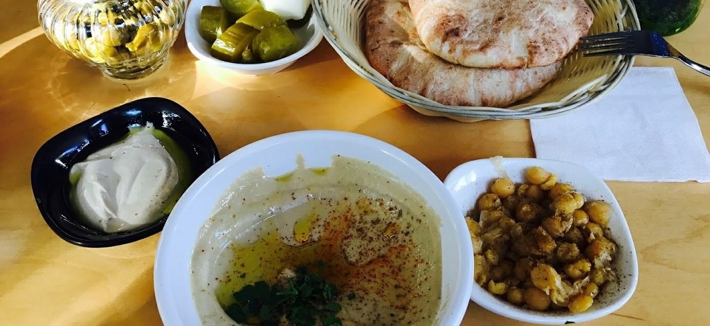 חומוס אליהו תמונת רקע חומוס אליהו