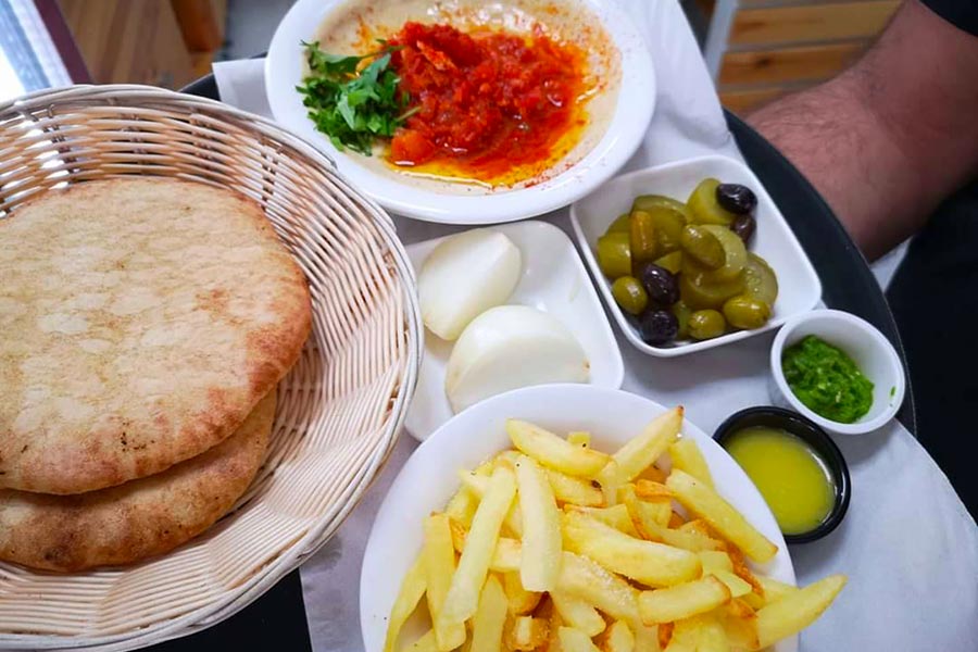 תמונה שצולמה בחומוס יעקב - 2 תמונה של חומוס יעקב - 2