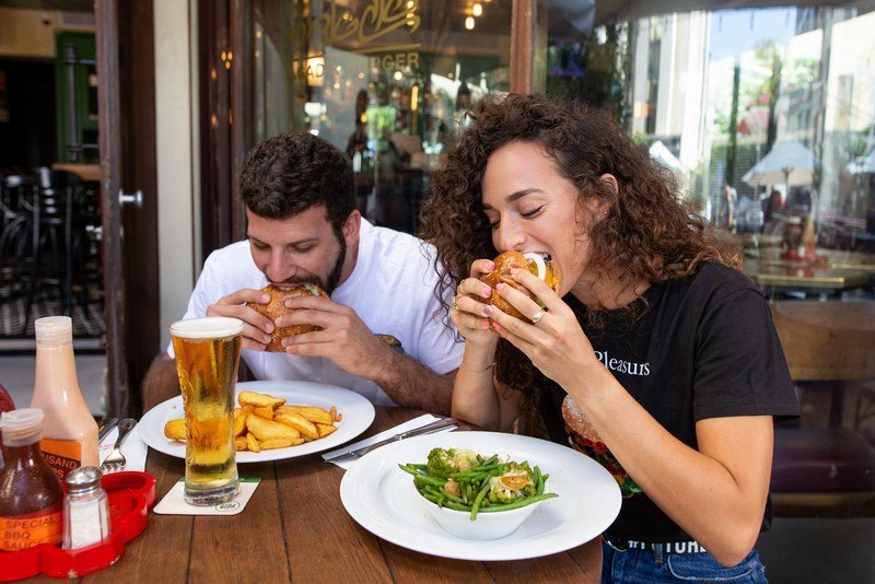 המבורגר אגאדיר פתח תקווה המבורגר אגאדיר פתח תקווה