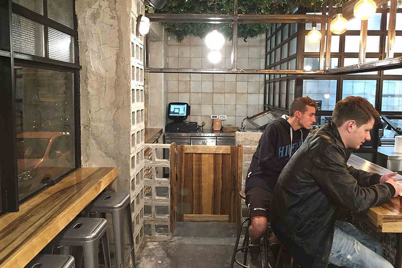 תמונה שצולמה בבורגר מרקט מרכז העיר - 3 תמונה של בורגר מרקט מרכז העיר - 3