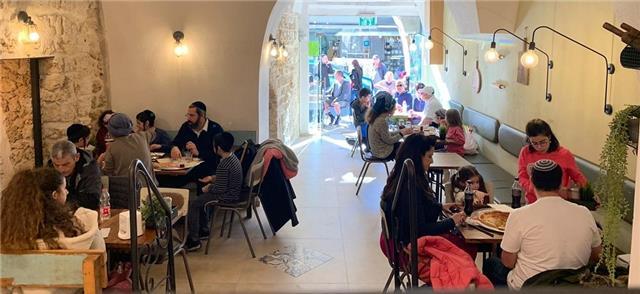 פיצה עגבניה יפו בתל אביב