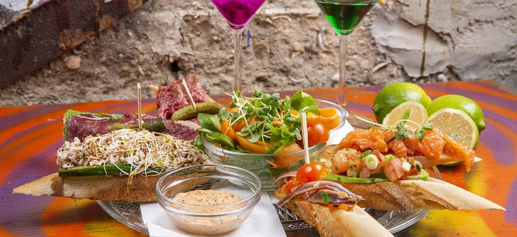FAVELA BAR-TAPAS תמונת רקע FAVELA BAR-TAPAS