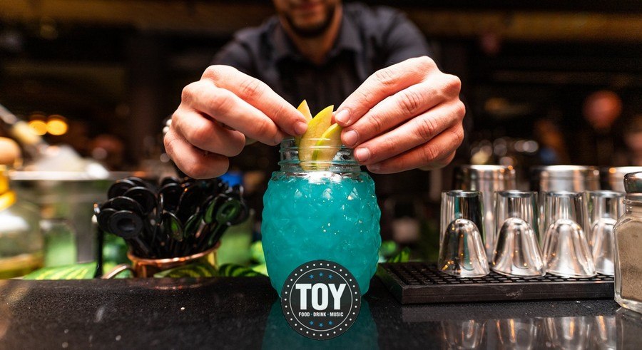 תמונה שצולמה בטוי בר Toy bar - 2 תמונה של טוי בר Toy bar - 2