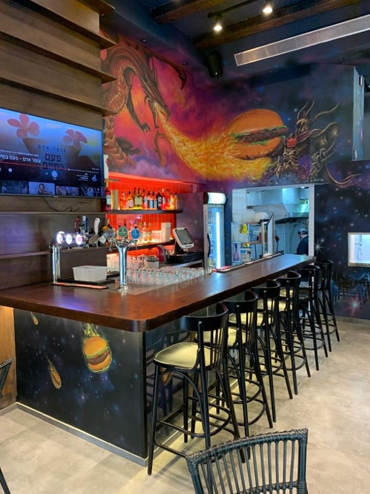 תמונה שצולמה בHARVEY'S BURGER SHACK - 4 תמונה של HARVEY'S BURGER SHACK - 4