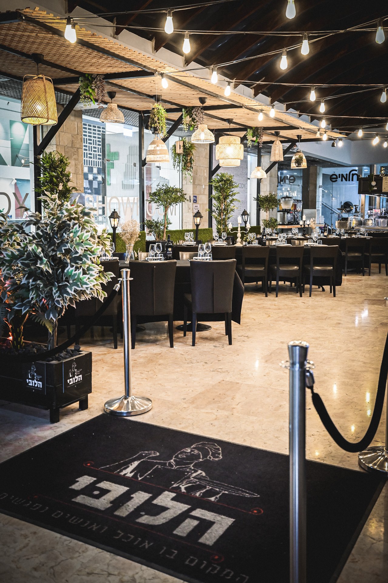 תמונה של הלובי - 2