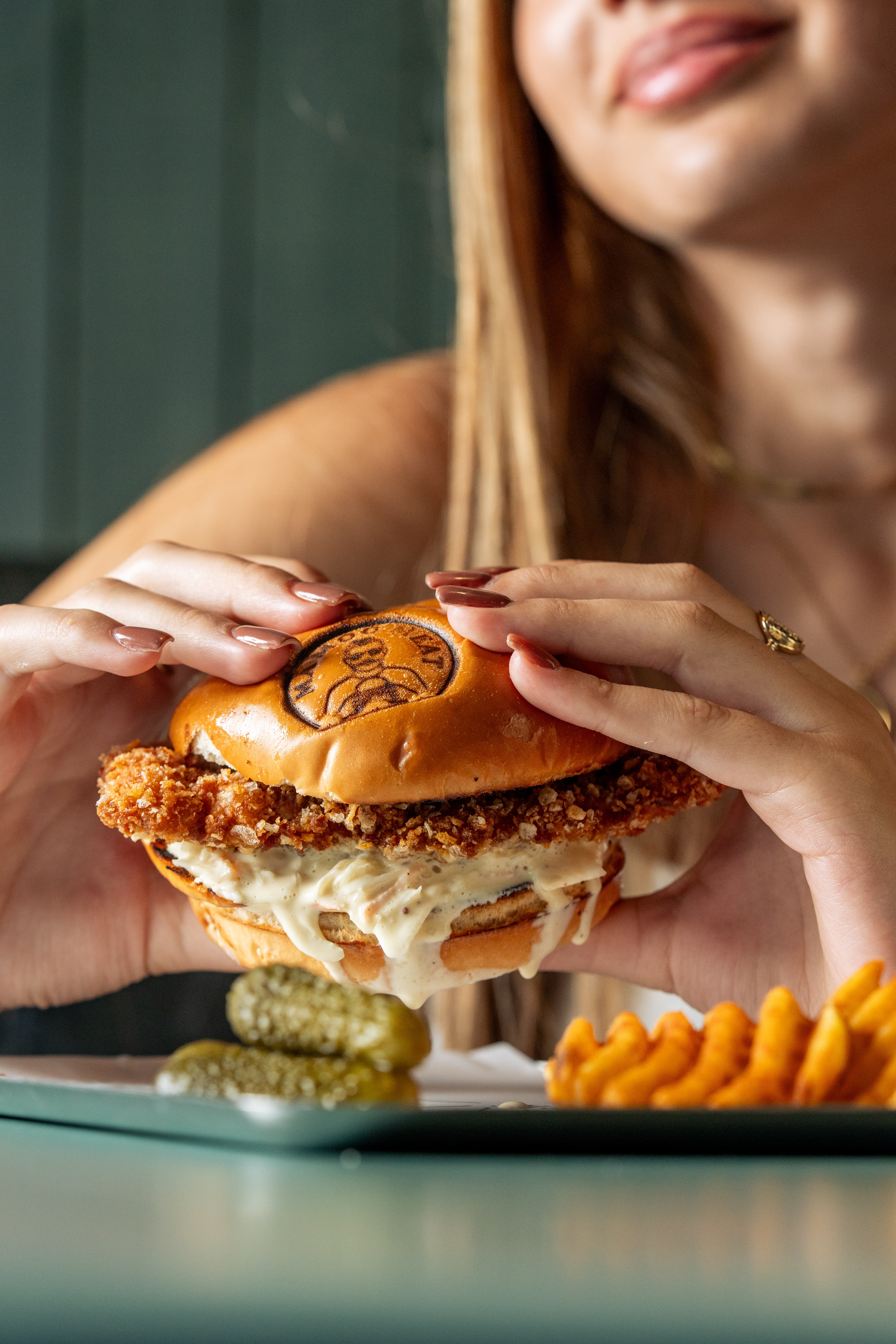 תמונה שצולמה במה מו מיט - MA MOO MEAT - 3 תמונה של מה מו מיט - MA MOO MEAT - 3