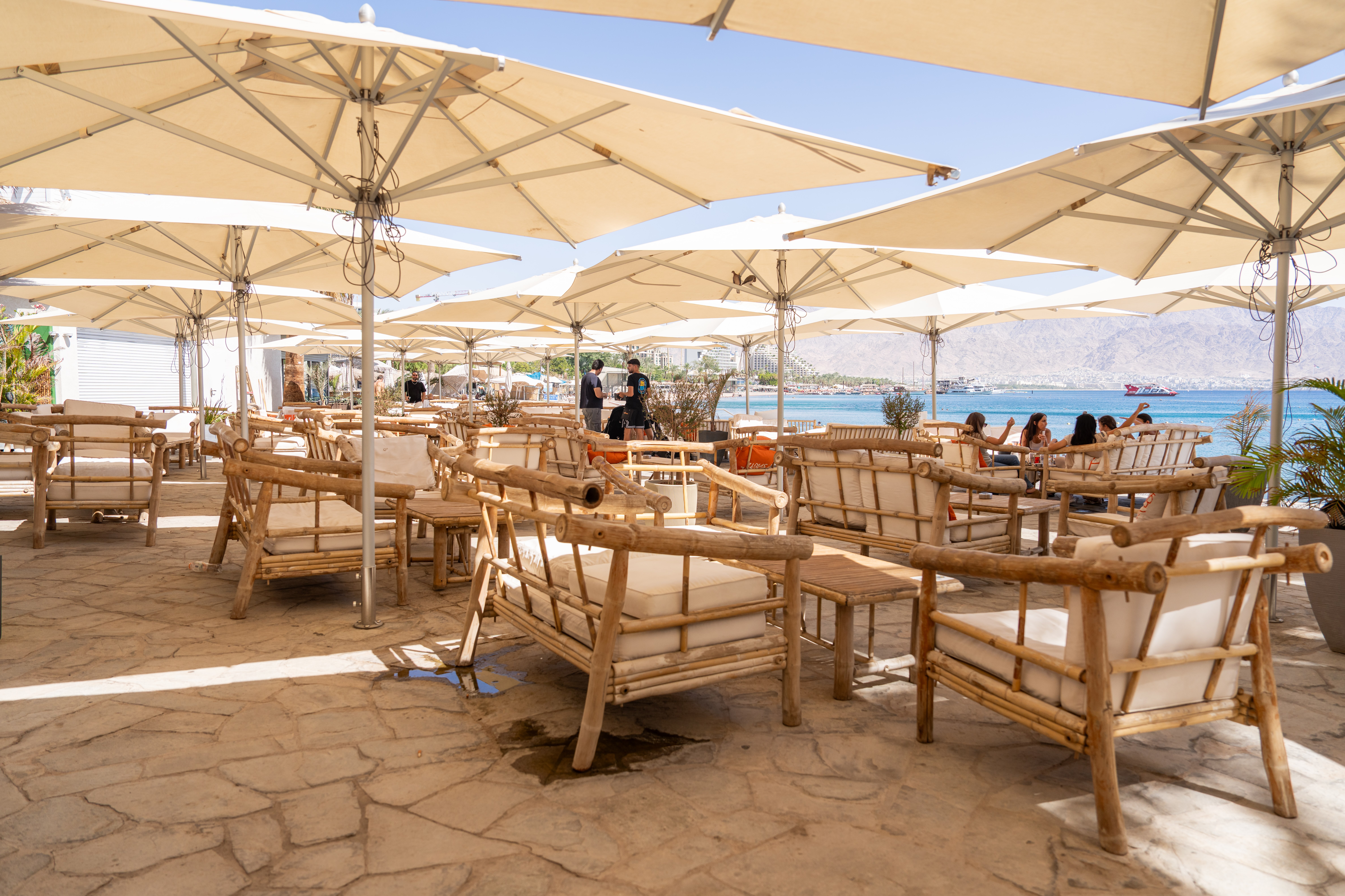 תמונה של חוף ציון - 5