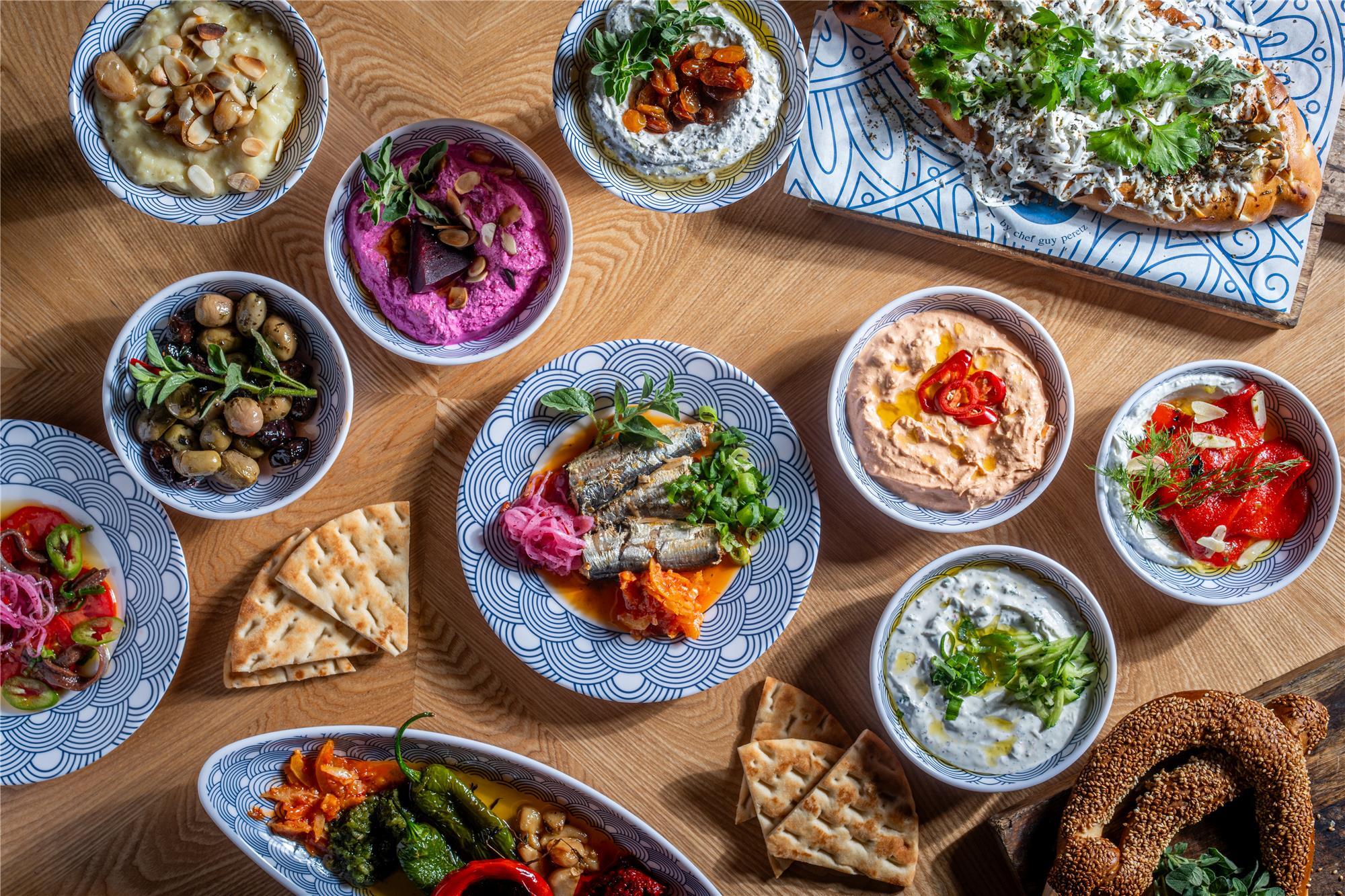 תמונה של סלון יווני ים המלח - 2