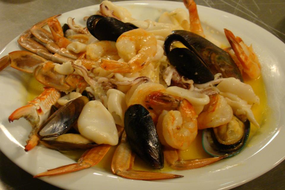 מנת מאכלי ים במסעדת ג'קו מאכלי ים. צילום: יח