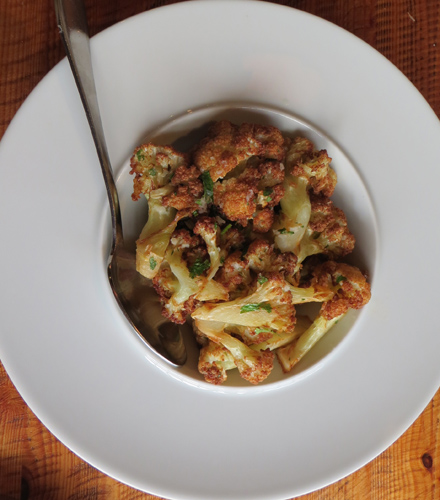 כרובית מטוגנת בטבריה הקטנה. צילם: רועי פנחסי