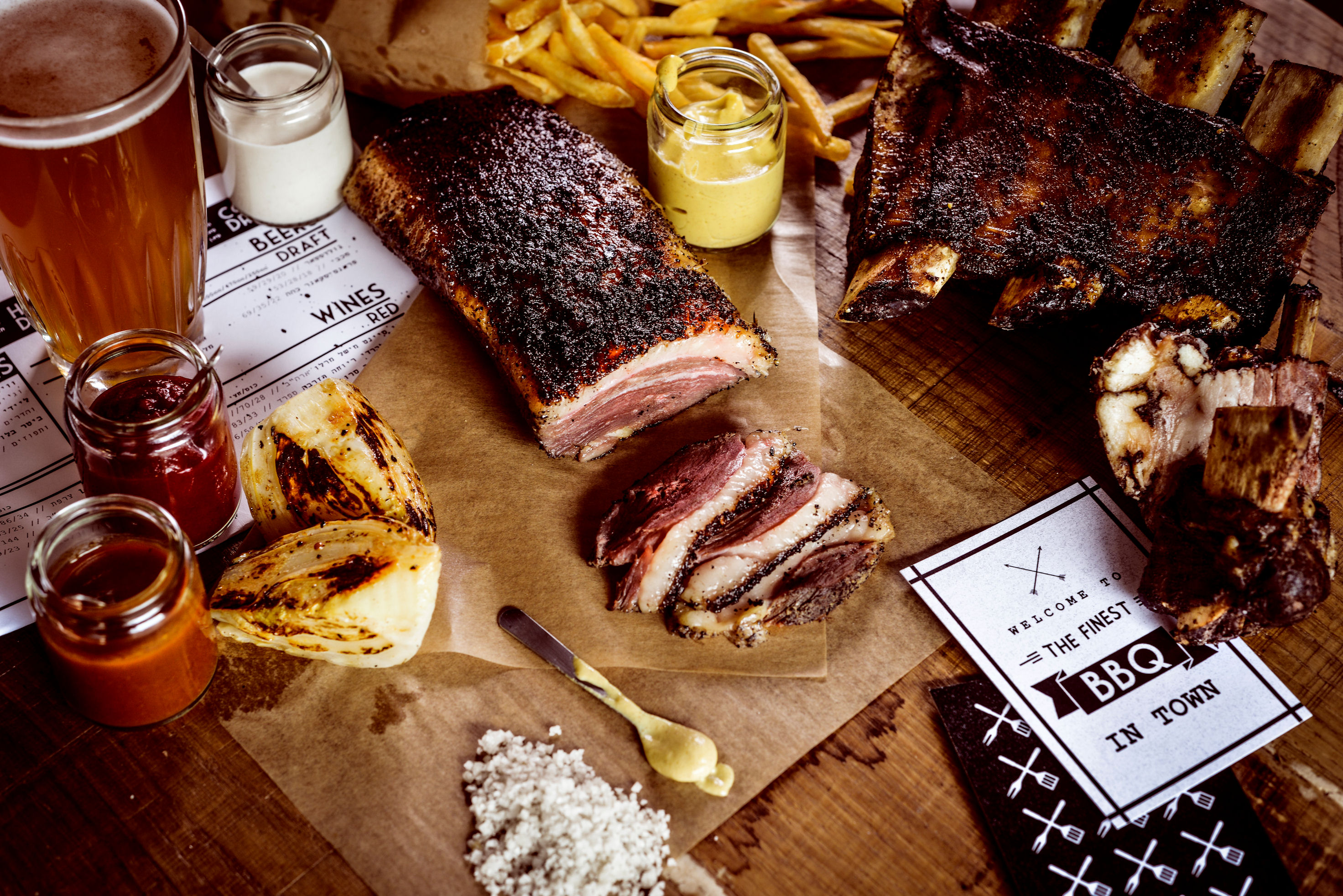 פונדק דה לוקס. צילום: בן יוסטר פונדק דה לוקס. צילום: בן יוסטר