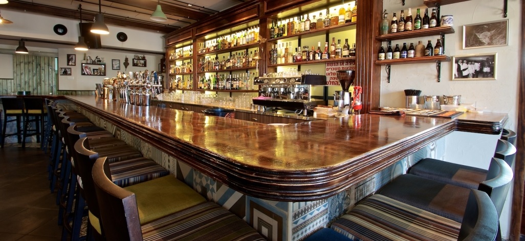 הבר הענק של ארצ'י הבר הענק של ארצ'י