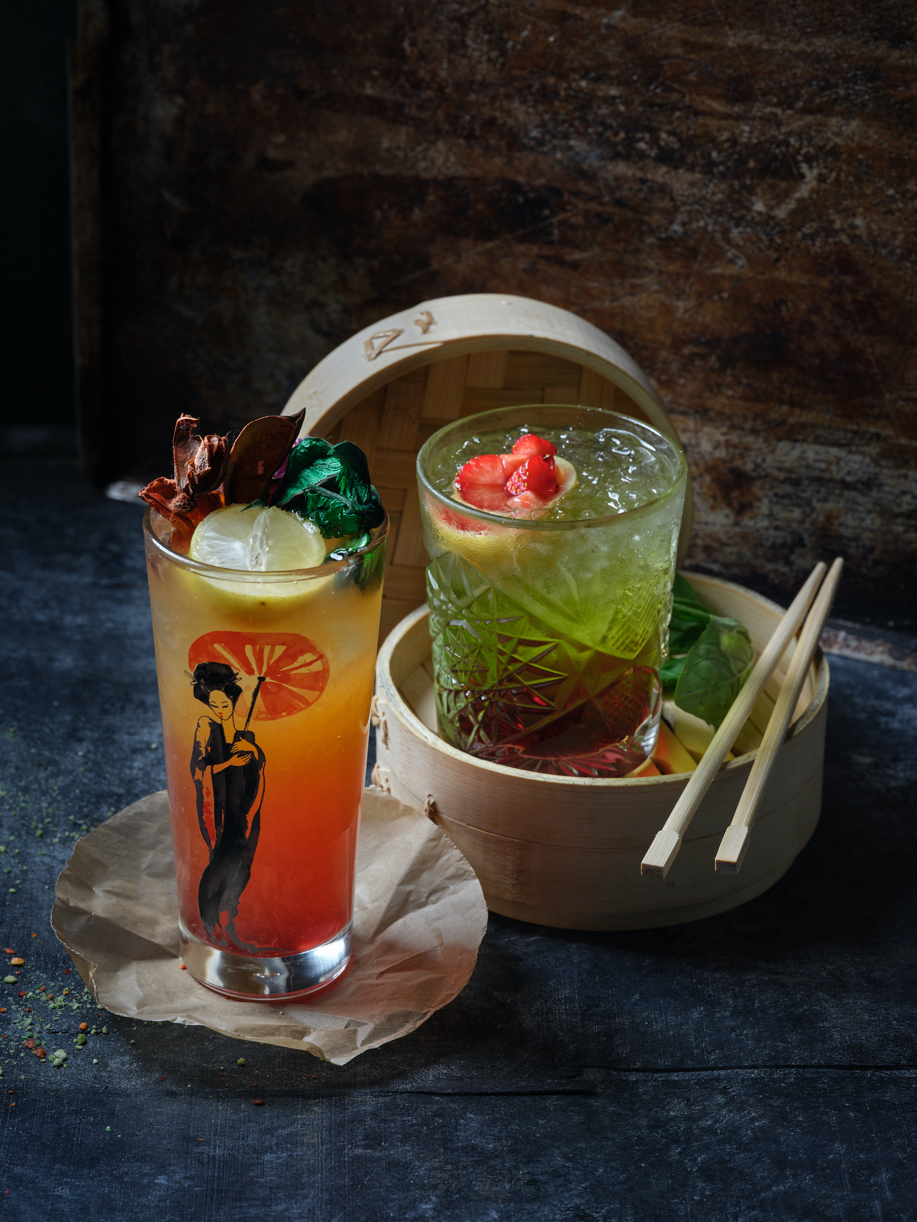 חגיגת פורים בפאפאסן (צילום: אנטולי מיכאלו)