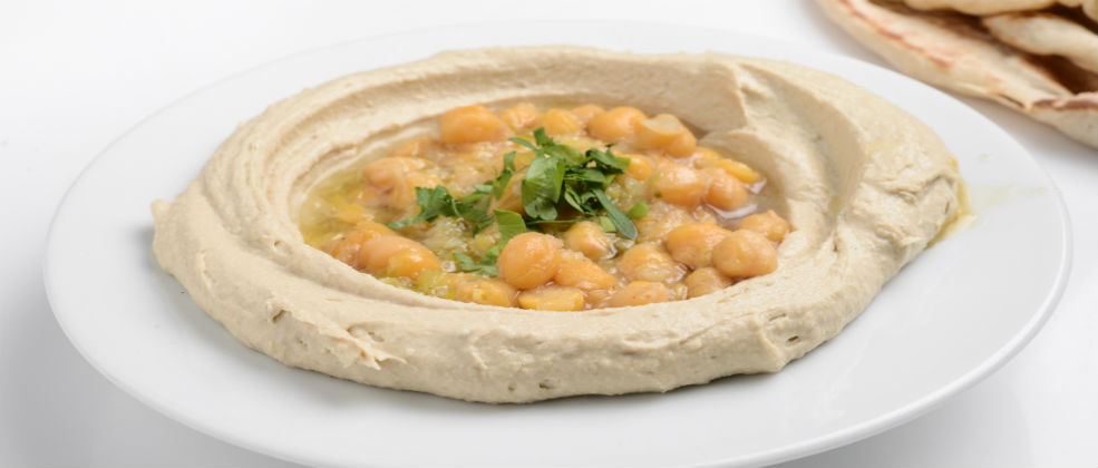 כך תכינו את החומוס האגדי של מפגש הסטייק