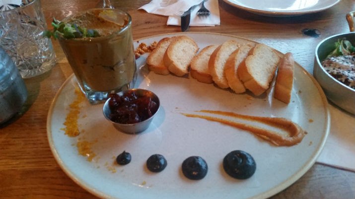 מוס כבד עוף. BP מוס כבד עוף. BP