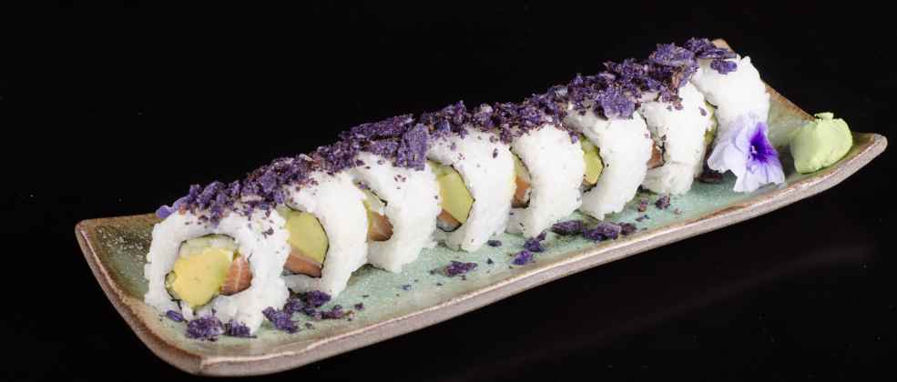 סושי של מינה טומיי (צילום: באדיבות המקום)