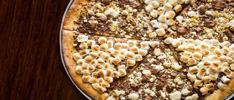 פיצה מתוקה של מקס ברנר (צילום: באדיבות המקום)