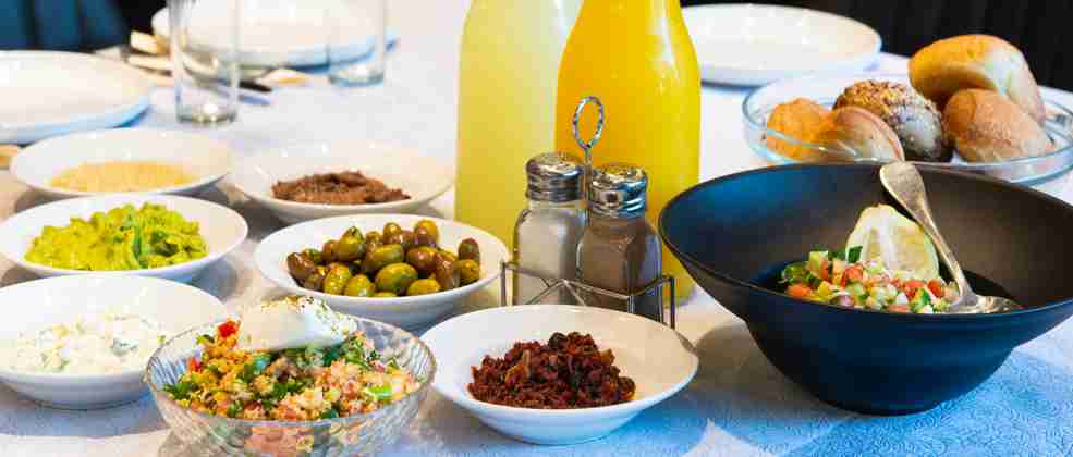 ארוחת בוקר בקפה קפה (צילום: באדיבות המקום)