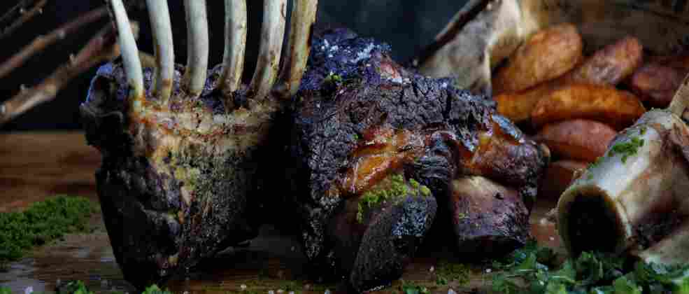 בשרים באירוע של אנגוס נס ציונה (צילום: מירי משה) בשרים באירוע של אנגוס נס ציונה (צילום: מירי משה)