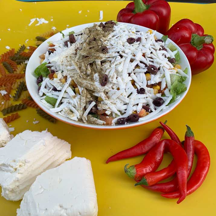 סלט בפיצה פרגו (צילום: באדיבות המקום)