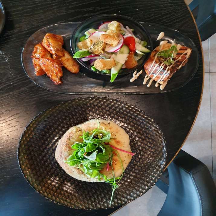 ארוחת טעימות בלחם בשר נתניה (צילום: באדיבות המקום)