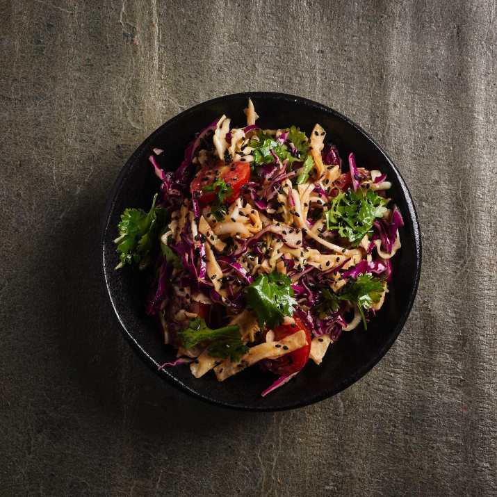 סלט כרוב קריספי בני-שי נתניה (צילום: באדיבות המקום)