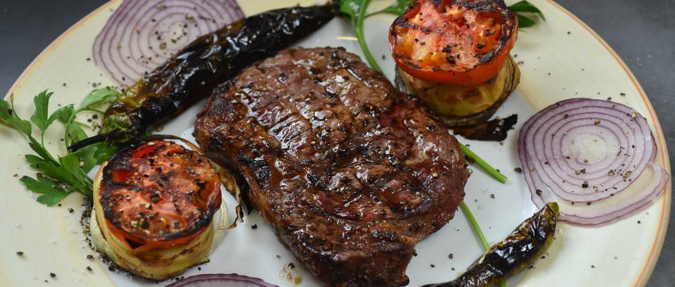 סטייק אנטריקוט בדיאנא, נצרת (צילום: באדיבות המקום)