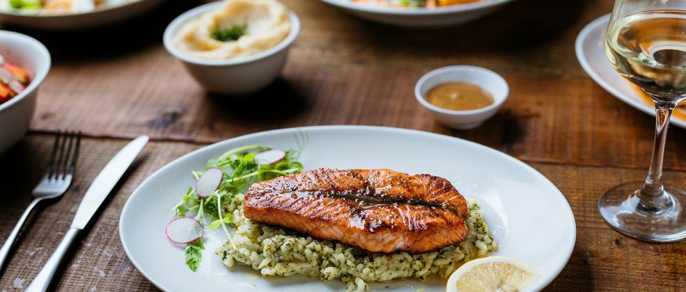 רנו אמיליה (צילום: באדיבות המקום) רנו אמיליה (צילום: באדיבות המקום)