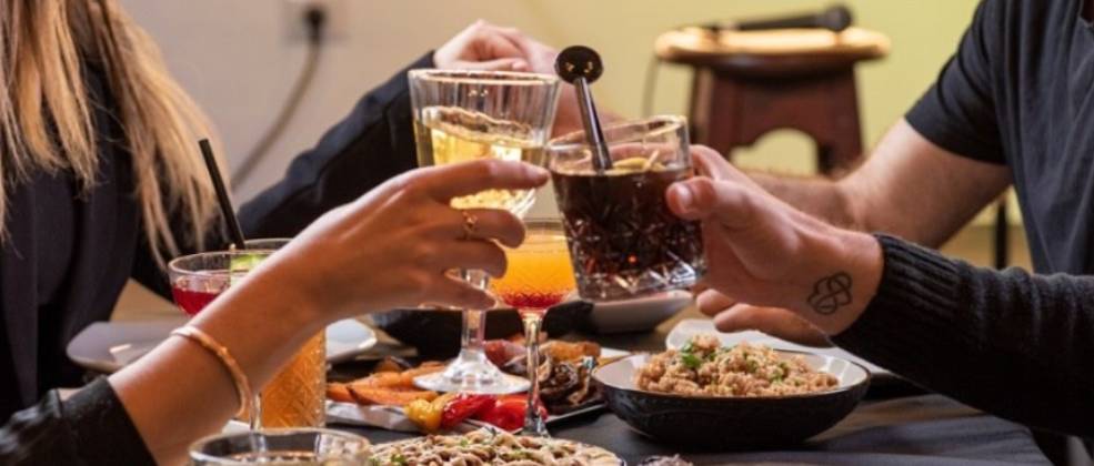 בר מסעדה - השילוב המושלם בין אוכל אווירה ושתיה