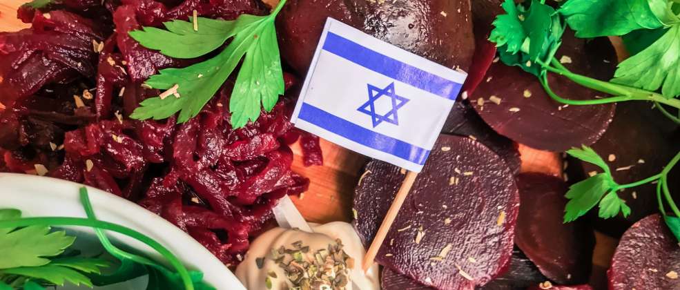 קישור לכתבה בשם כתבה אחרונה בסדרה - השף אבי לוי מוסיף טאץ' אישי כתבה אחרונה בסדרה - השף אבי לוי מוסיף טאץ' אישי