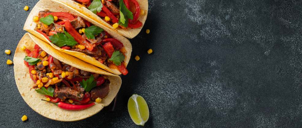 קישור לכתבה בשם נויפלד מבקר: לונדון פינת לה אסקווינה נויפלד מבקר: לונדון פינת לה אסקווינה