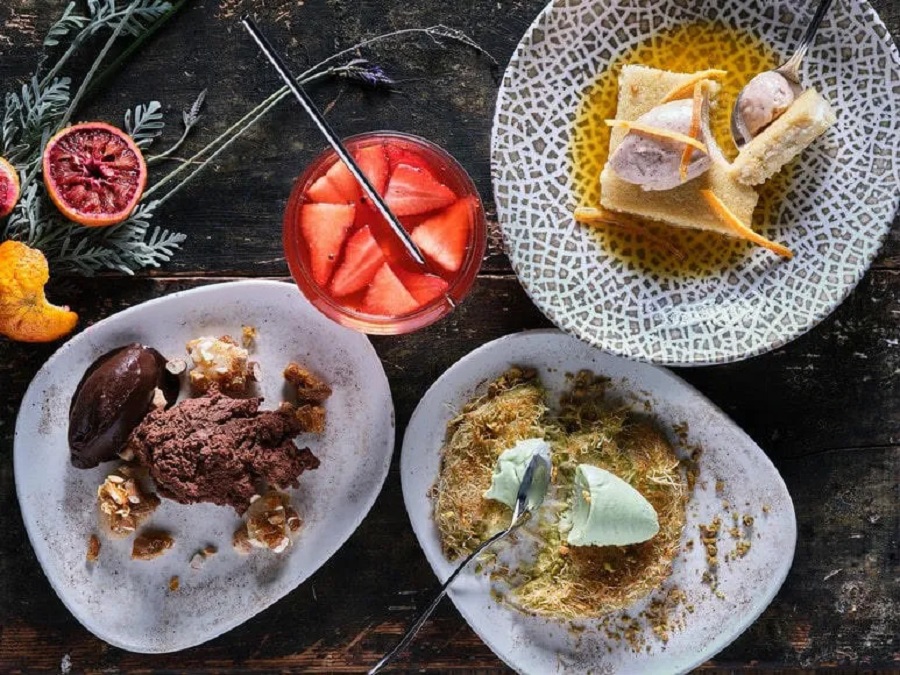 מסעדת השף הכשרה "גריל עץ" מנות ירוקת מוגשות במסעדת השף הכשרה "גריל עץ"  בליווי קוקטייל