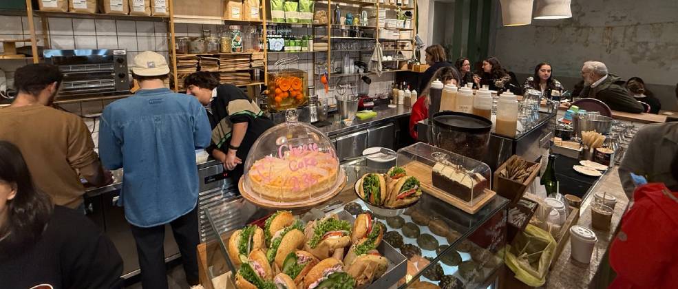 נויפלד חושף את הפייבוריט שלו: קפה זוהו / xoho   