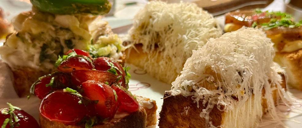 הנויפלד'ס באו לטאפסים במסעדת eso