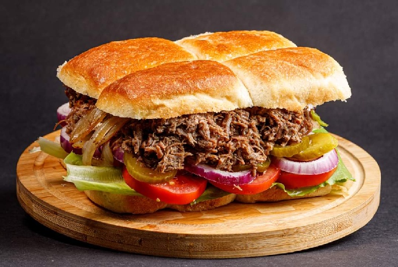 ג'וני קריספיאילת